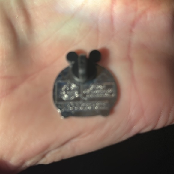 Disney star wars colkector pin - Picture 4 of 4